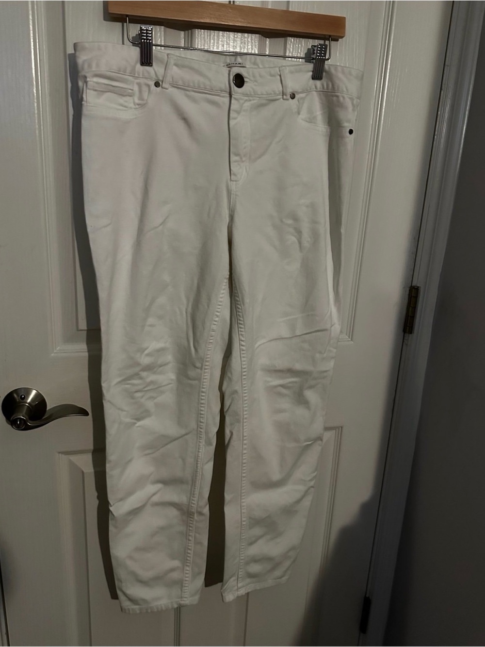 Tahari White Straight Leg Pants Women’s Size 14 Classic Five Pocket